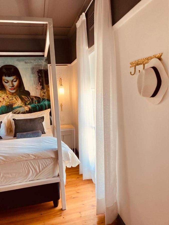 ロバートソン Cellar In Town Bed & Breakfast エクステリア 写真